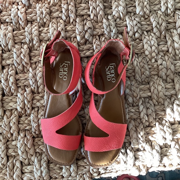 Franco Sarto sandal - Picture 1 of 3